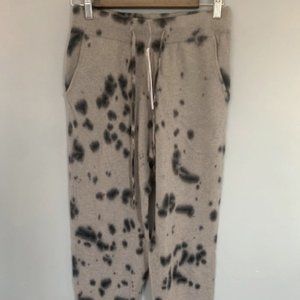 NWT THE CASHMERE PROJECT GREY AND BLUE JOGGERS SIZE SMALL